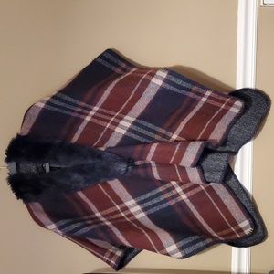 Marcus Adler New York Faux Fur Plaid Poncho Cape OSFM